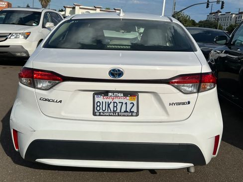 Used 2020 Toyota Corolla LE FWD image 5