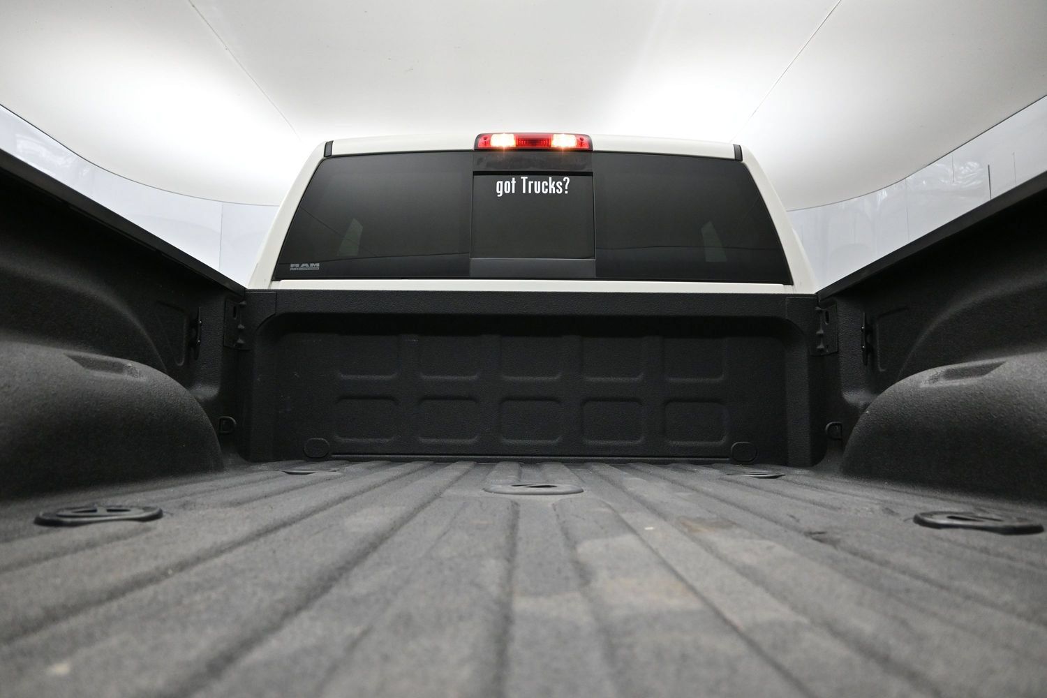 Used 2022 RAM 3500 Limited AWD/4WD image 7