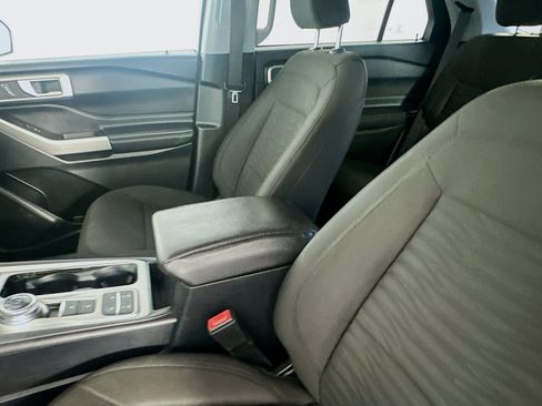 Used 2021 Ford Explorer XLT RWD image 20