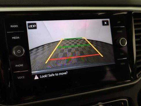 Used 2023 Volkswagen Atlas Cross Sport SE w/ Panoramic Sunroof Package image 46