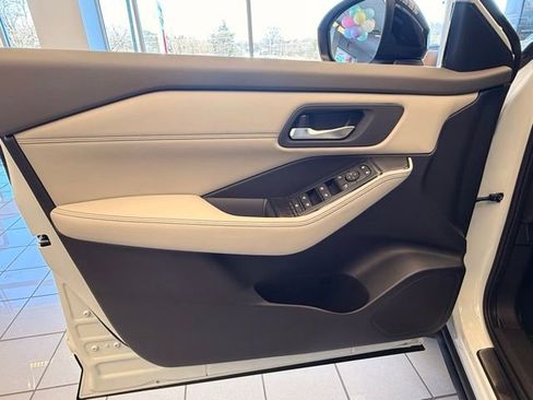 New 2026 Nissan Rogue Dark Armor image 11