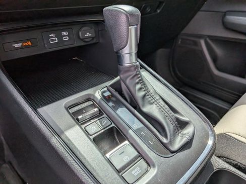 Used 2024 Honda CR-V EX image 11