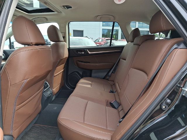 Used 2019 Subaru Outback 2.5i Touring AWD/4WD image 10
