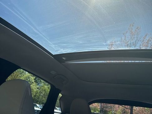 Used 2020 INFINITI QX50 Luxe w/ Navigation Package image 8