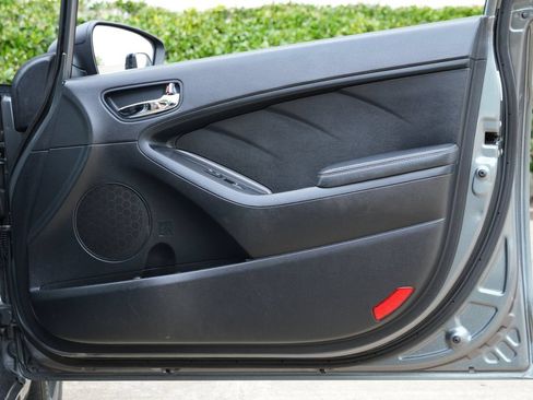 Used 2016 Kia Forte LX FWD image 39