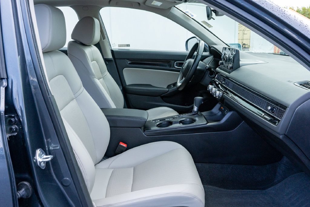 Used 2024 Honda Civic EX-L image 20