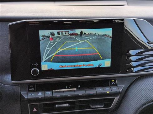 Certified 2025 Toyota Camry SE image 13