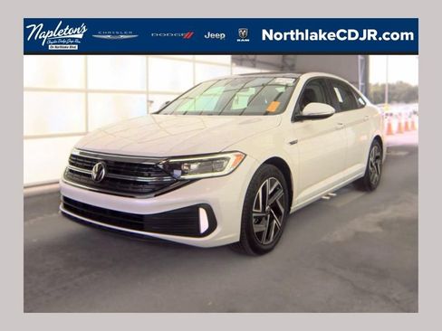 Used 2023 Volkswagen Jetta SEL FWD image 1