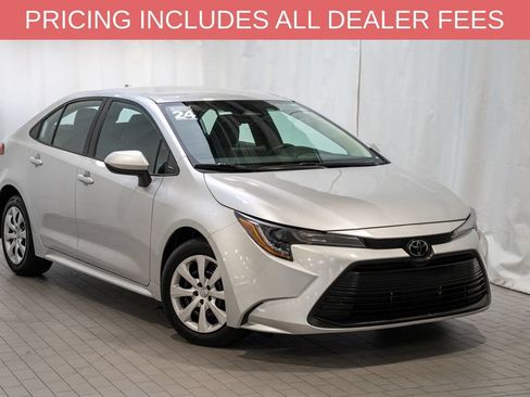 Used 2024 Toyota Corolla LE FWD image 1