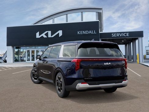 New 2026 Kia Carnival EX FWD image 4