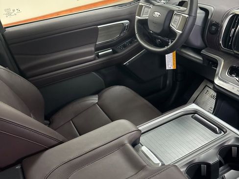 New 2026 Ford Expedition Max Platinum w/ Platinum Ultimate Package AWD/4WD image 39