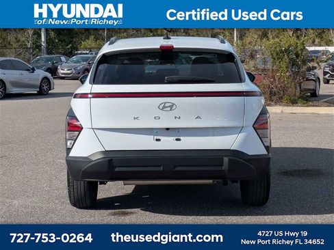 Certified 2025 Hyundai Kona SEL image 4