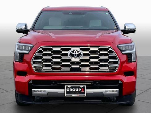 Used 2023 Toyota Sequoia Capstone AWD/4WD image 4