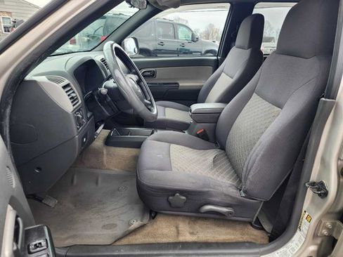 Used 2005 GMC Canyon SLE image 13