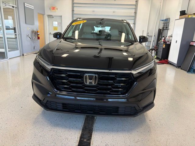 Used 2024 Honda CR-V EX image 4