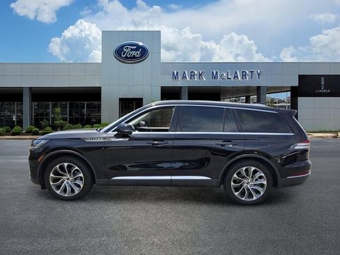 Certified 2025 Lincoln Aviator Reserve w/ Illumination Package RWD image 2