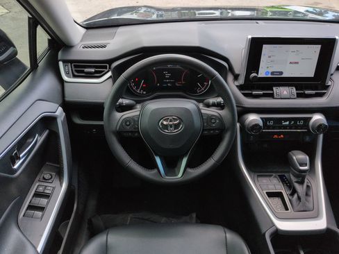 Used 2025 Toyota RAV4 XLE Premium FWD image 16