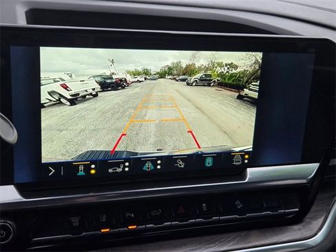 Certified 2024 Chevrolet Silverado 2500 LTZ w/ LTZ Convenience Package image 14