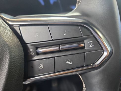 Used 2025 Chevrolet Traverse LT AWD/4WD image 22