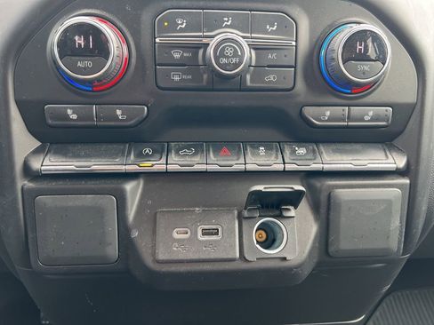 Used 2021 Chevrolet Silverado 1500 LT w/ Bed Protection Package image 22