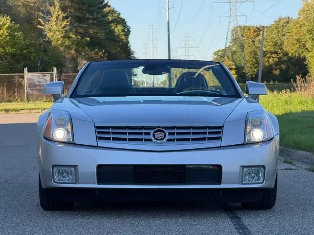 Used 2004 Cadillac XLR RWD image 4