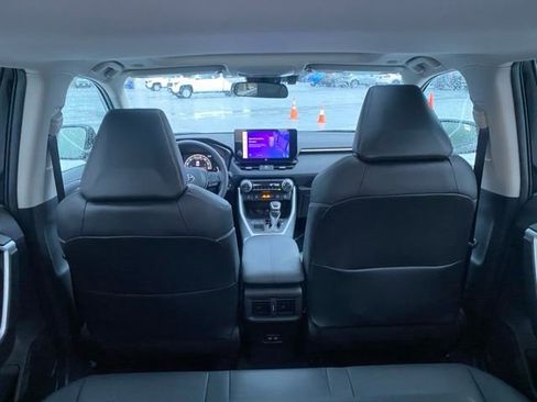 Used 2024 Toyota RAV4 XLE Premium image 10