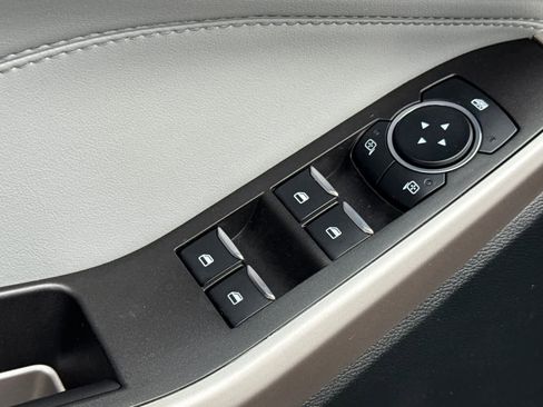 Used 2023 Ford Explorer XLT w/ Equipment Group 202A image 12