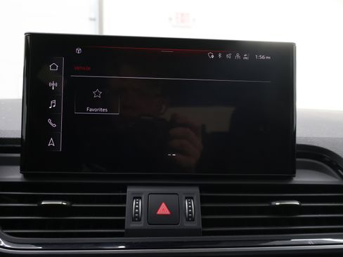 Used 2024 Audi Q5 2.0T Premium Plus AWD/4WD image 63