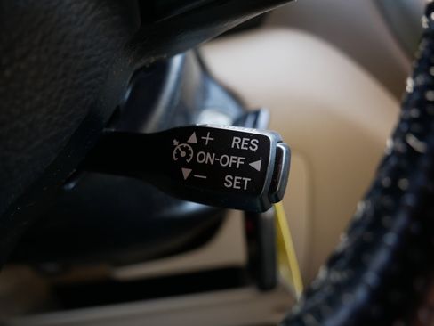 Used 2004 Toyota RAV4 4WD image 27