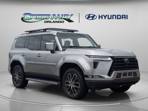 Used 2024 Lexus GX 550 w/ Accessory Package (31) AWD/4WD image 2