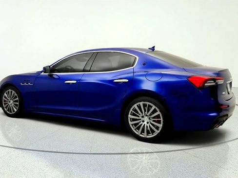 Used 2022 Maserati Ghibli Modena Q4 AWD/4WD image 7