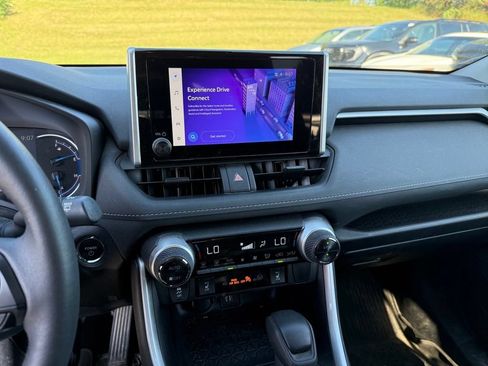 Used 2024 Toyota RAV4 XLE w/ Convenience Package AWD/4WD image 9