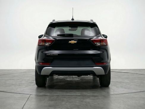 Used 2025 Chevrolet TrailBlazer LT FWD image 7