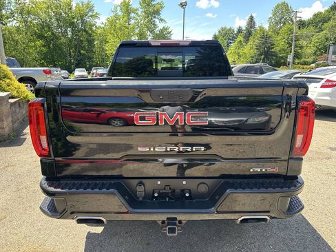 Used 2020 GMC Sierra 1500 AT4 w/ AT4 Premium Package AWD/4WD image 5