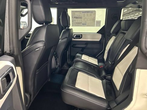 New 2026 Ford Bronco Outer Banks w/ Sasquatch Package AWD/4WD image 29