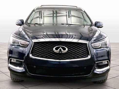 Used 2019 INFINITI QX60 Luxe w/ Essential Package image 3