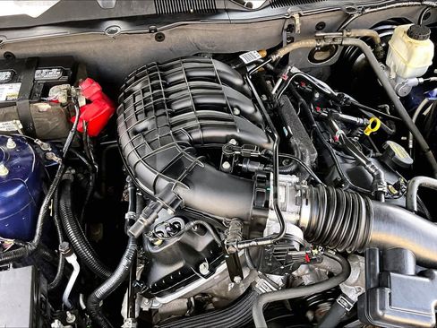 Used 2012 Ford Mustang Coupe RWD image 33