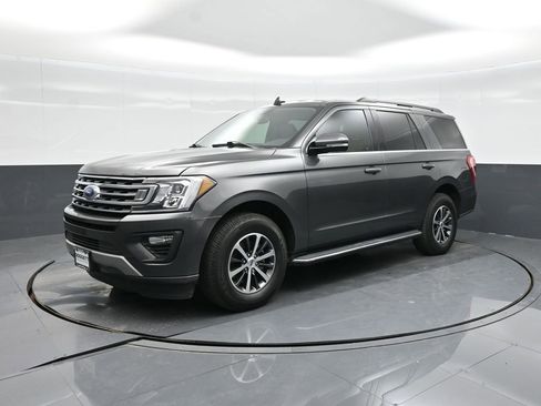 Used 2021 Ford Expedition XLT RWD image 1