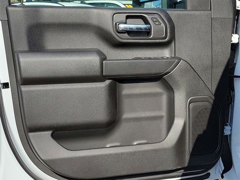 Used 2026 GMC Sierra 2500 Pro w/ 1SA Pro Safety Plus Package image 18