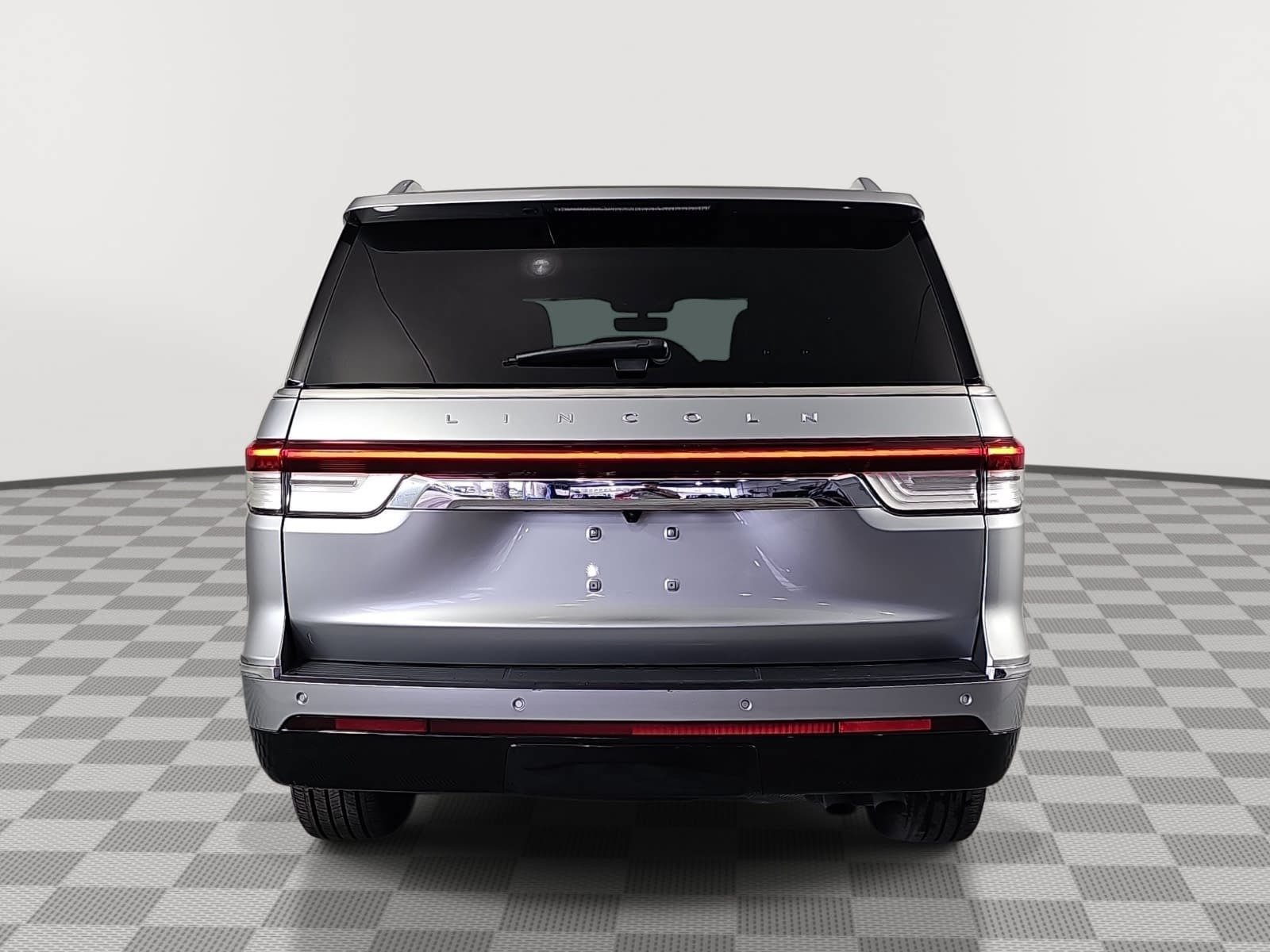 Used 2023 Lincoln Navigator Reserve AWD/4WD image 7