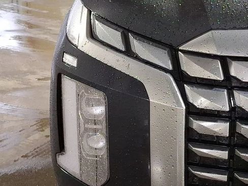 Certified 2023 Hyundai Palisade Calligraphy w/ Cargo Package AWD/4WD image 9