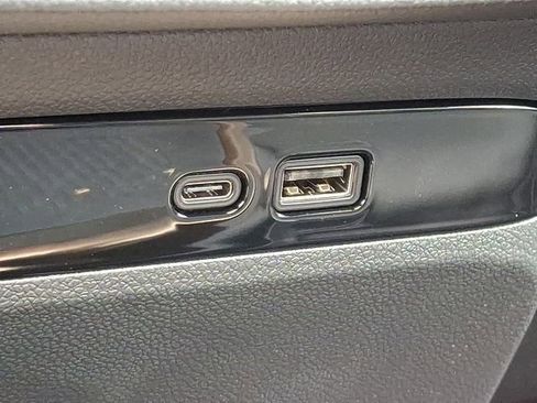 New 2026 Buick Enclave Avenir w/ Super Cruise Package image 17