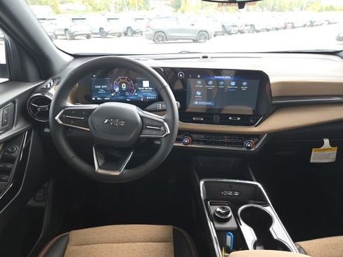 New 2026 Chevrolet Equinox ACTIV image 17