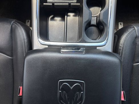 Used 2017 RAM 1500 Laramie w/ Convenience Group AWD/4WD image 17