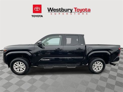 Certified 2025 Toyota Tacoma SR5 w/ SR5 Upgrade Package image 13