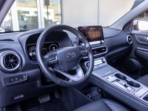 Used 2023 Hyundai Kona Limited w/ Cargo Package FWD image 17