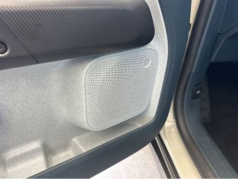 Used 2025 Ford Maverick XLT w/ XLT Luxury Package image 35