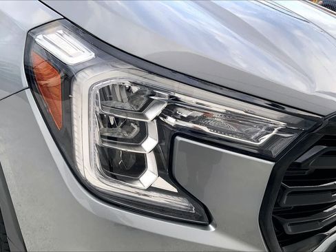 Used 2023 GMC Terrain SLE w/ Driver Convenience Package FWD image 31