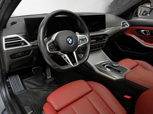 Used 2025 BMW 330i xDrive Sedan w/ M Sport Package image 3