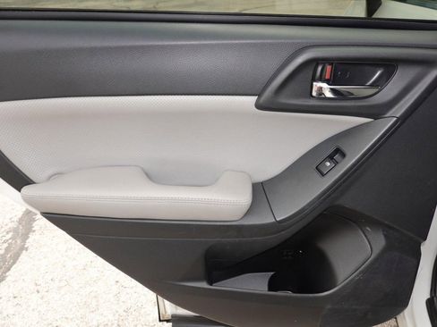 Used 2014 Subaru Forester 2.5i Limited w/ Popular Package #2 image 21